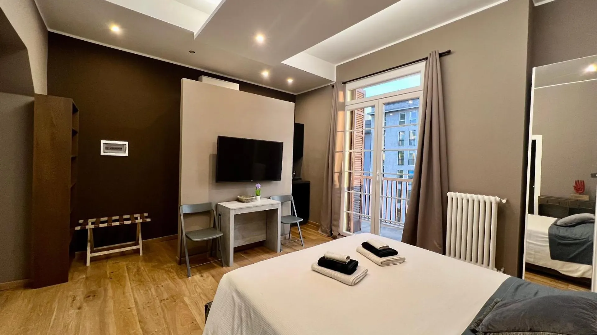 New Amazing Mono Located In Moscova District From Moscova Suites Apartments Group Milan